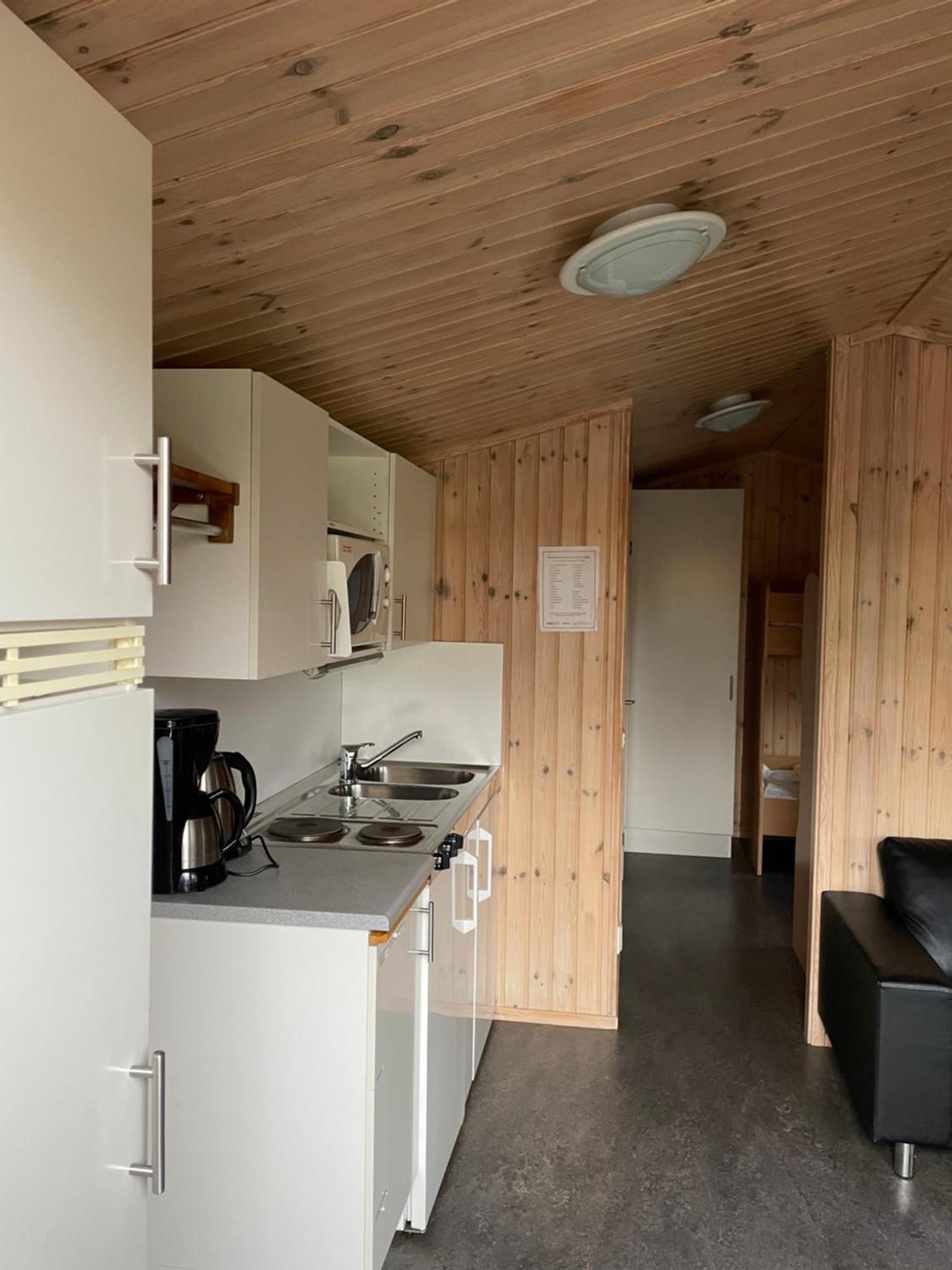 Skara Stads-Camping & Stugby Exterior photo